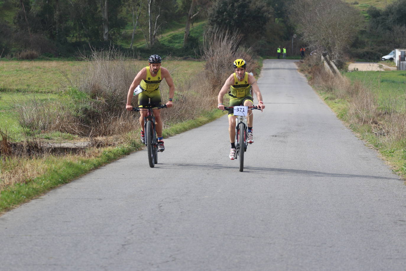 Fotos: Carlos Cobos e Irene Cascajosa ganan el II Duatlón Cross &#039;Dehesa de Jerez&#039;