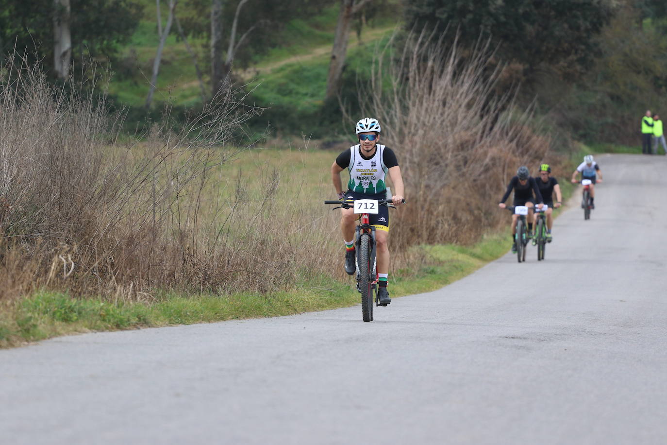 Fotos: Carlos Cobos e Irene Cascajosa ganan el II Duatlón Cross &#039;Dehesa de Jerez&#039;