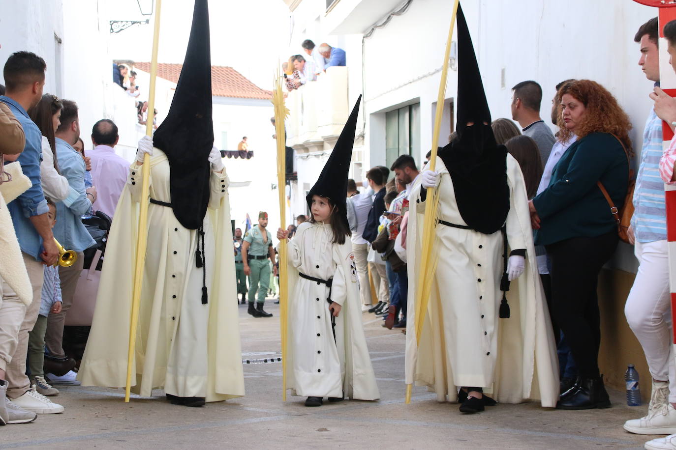 Fotos: Vuelve el fervor a las calles de Jerez de los Caballeros con la llegada de un anhelado Domingo de Ramos