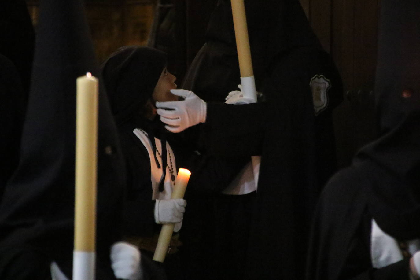 Fotos: Jerez vuelve a enmudecer ante Jesús Orando en el Huerto y Nuestra Señora del Silencio en una nueva noche de Martes Santo