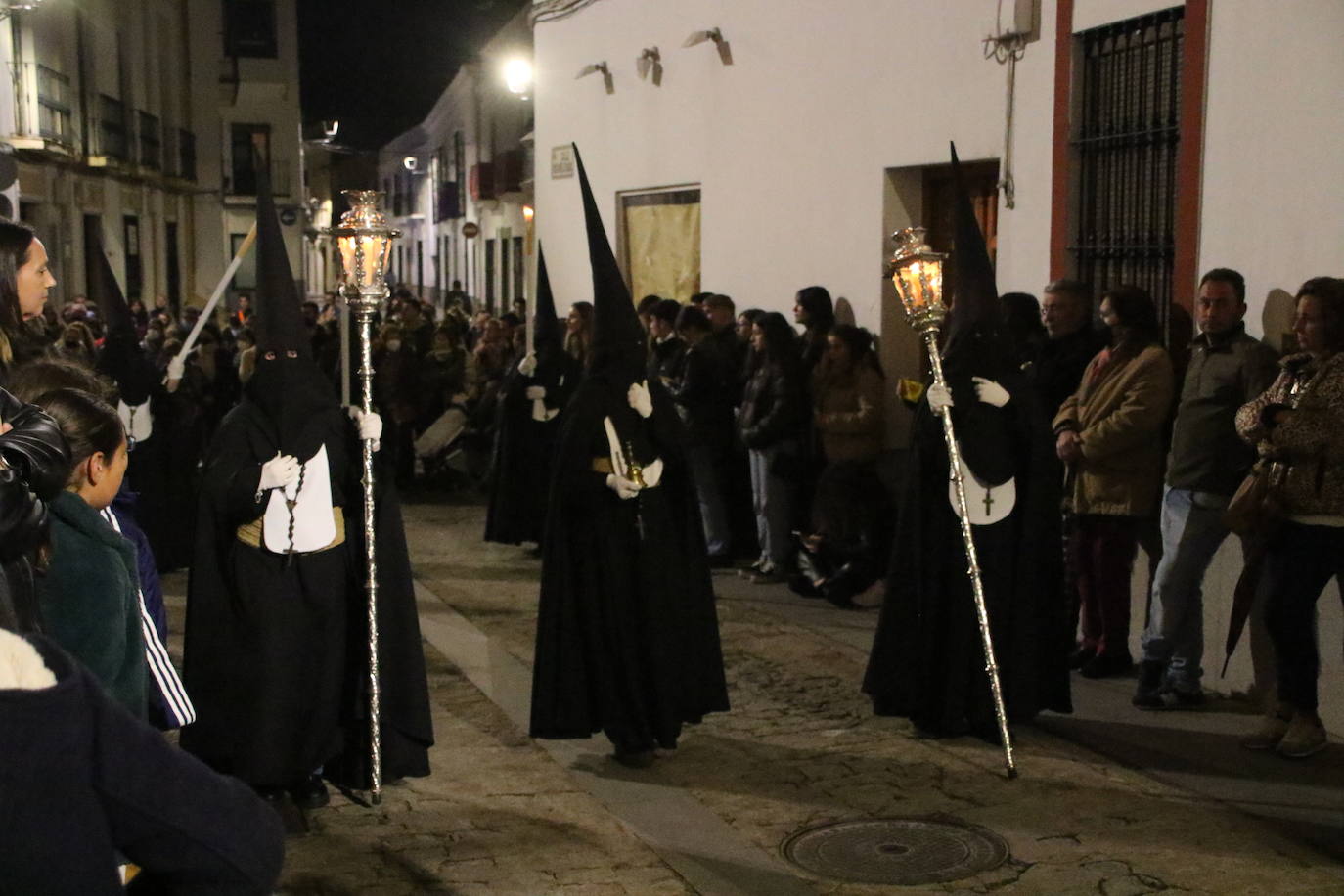 Fotos: Jerez vuelve a enmudecer ante Jesús Orando en el Huerto y Nuestra Señora del Silencio en una nueva noche de Martes Santo