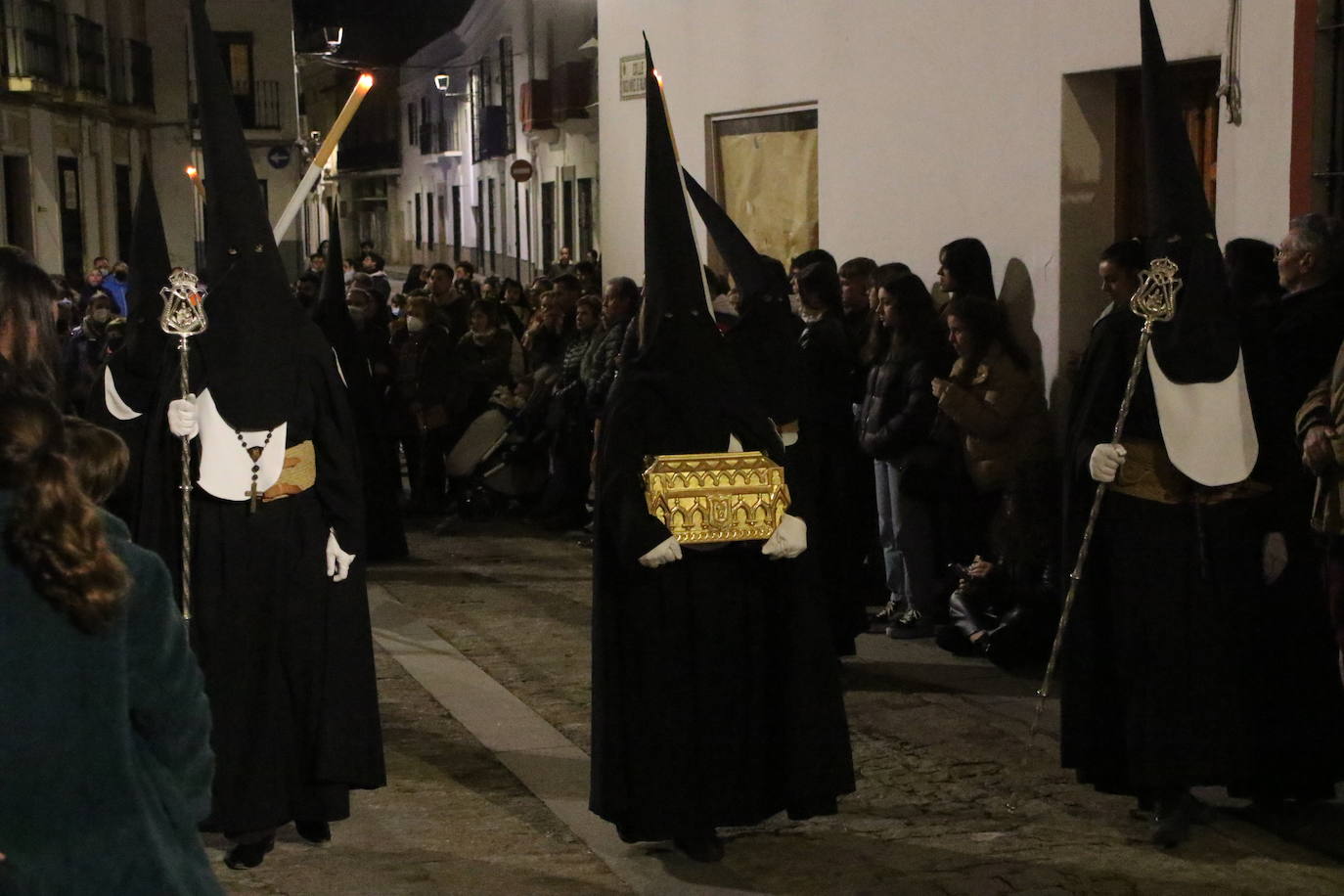 Fotos: Jerez vuelve a enmudecer ante Jesús Orando en el Huerto y Nuestra Señora del Silencio en una nueva noche de Martes Santo