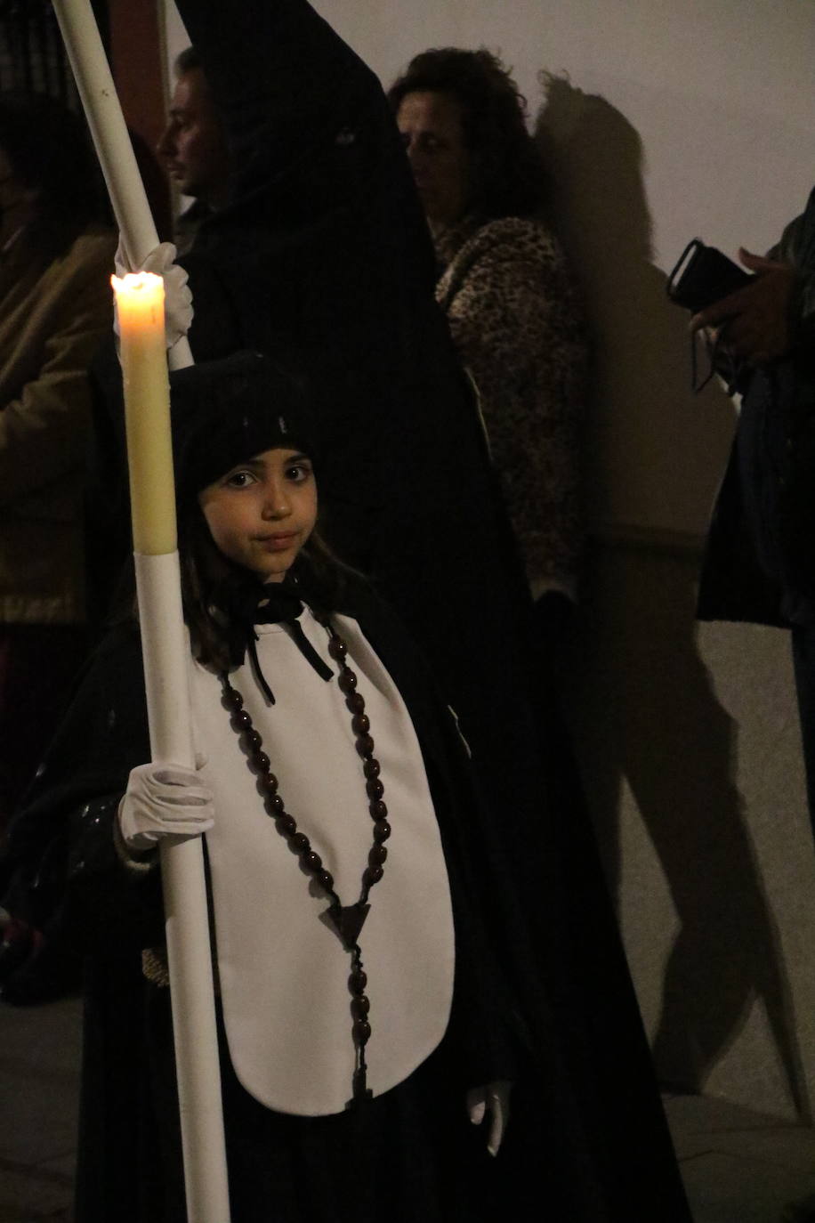 Fotos: Jerez vuelve a enmudecer ante Jesús Orando en el Huerto y Nuestra Señora del Silencio en una nueva noche de Martes Santo