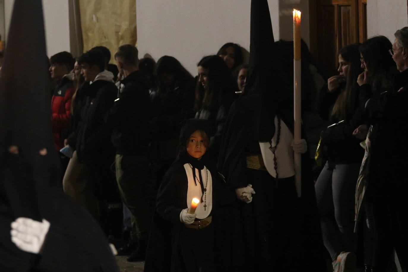 Fotos: Jerez vuelve a enmudecer ante Jesús Orando en el Huerto y Nuestra Señora del Silencio en una nueva noche de Martes Santo