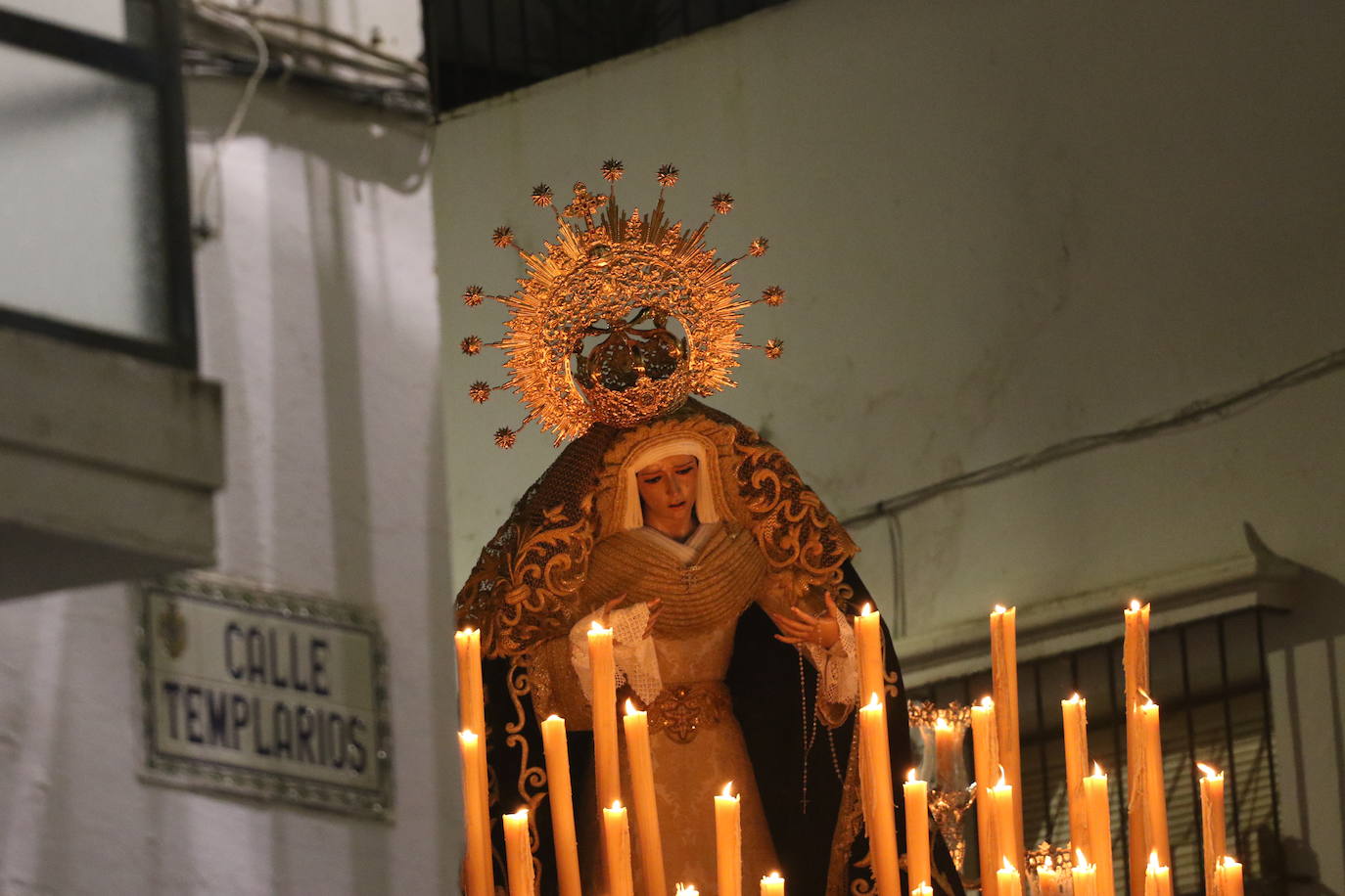 Fotos: Jerez vuelve a enmudecer ante Jesús Orando en el Huerto y Nuestra Señora del Silencio en una nueva noche de Martes Santo