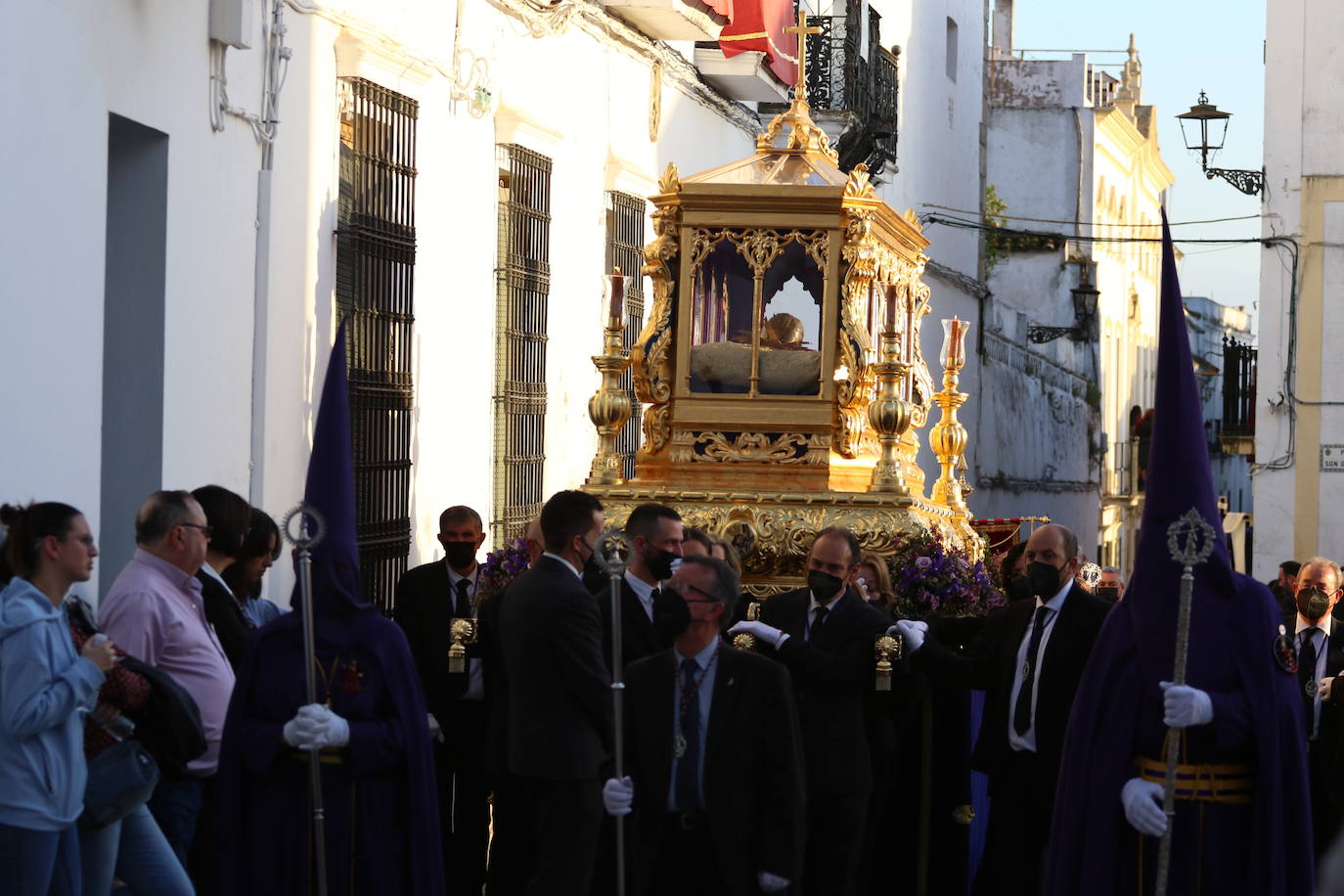 Fotos: El fervor envuelve la tarde de Viernes Santo en Jerez de los Caballeros