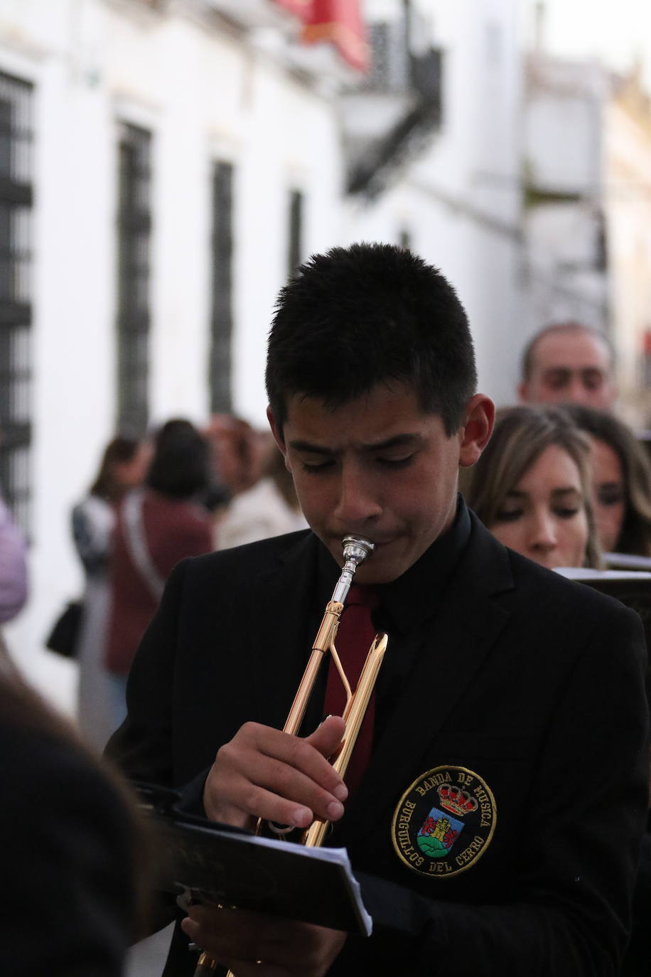 Fotos: El fervor envuelve la tarde de Viernes Santo en Jerez de los Caballeros