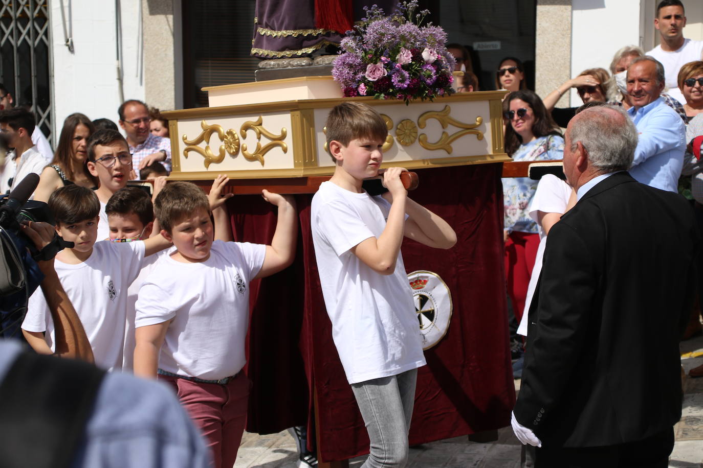 Fotos: Jerez se despide de su Semana Santa más deseada con un espléndido Domingo de Resurrección