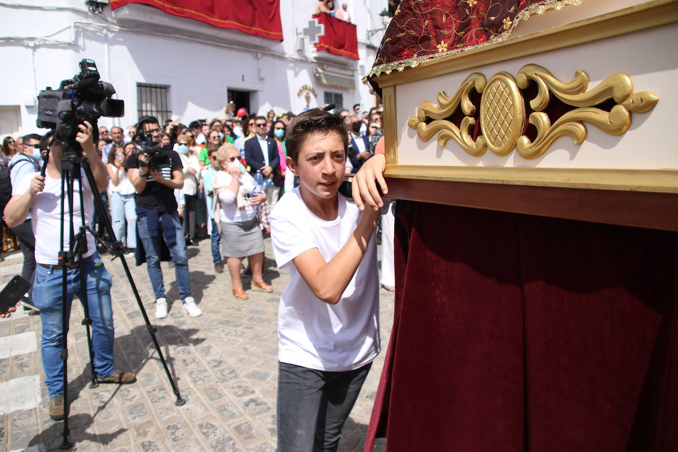 Fotos: Jerez se despide de su Semana Santa más deseada con un espléndido Domingo de Resurrección