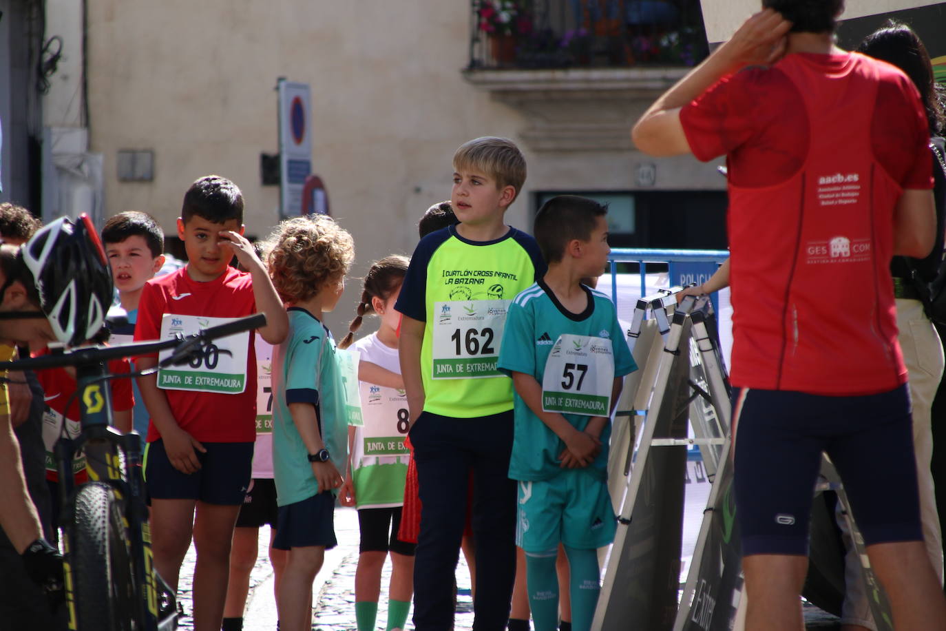 Fotos: Bruno Paixão y Anabel Benítez, vencedores de la XXIII Carrera Popular de Jerez de los Caballeros