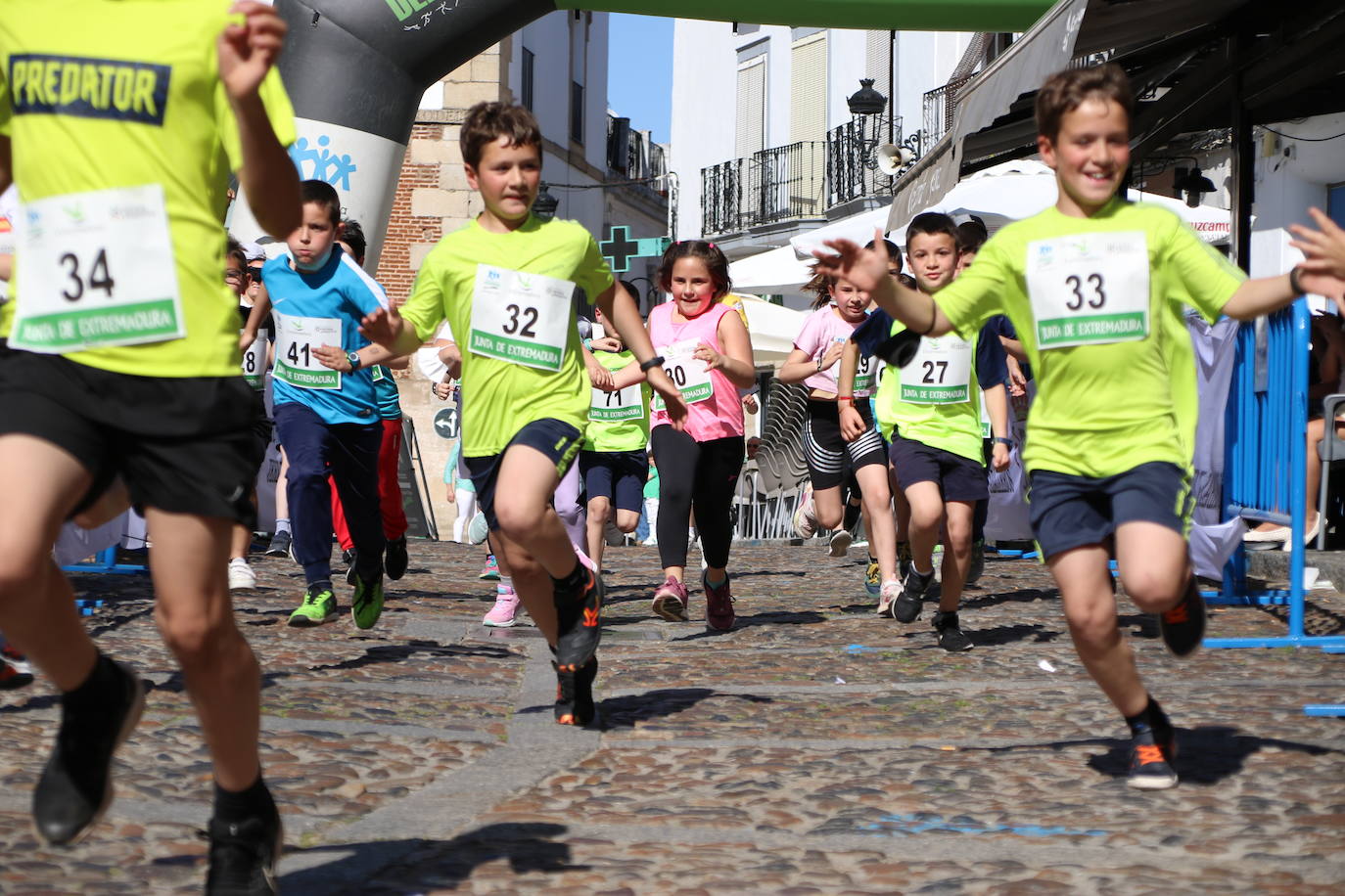 Fotos: Bruno Paixão y Anabel Benítez, vencedores de la XXIII Carrera Popular de Jerez de los Caballeros