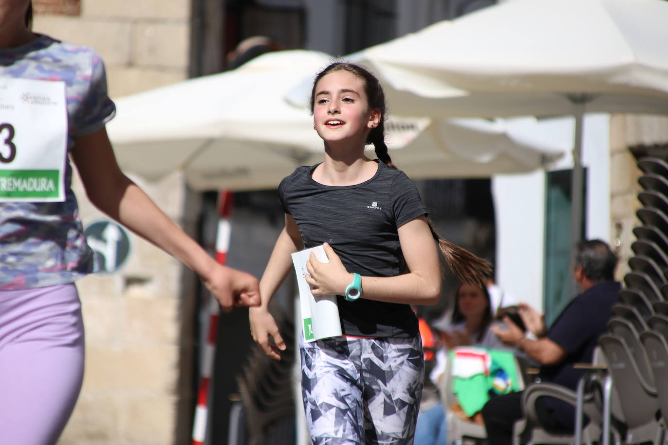 Fotos: Bruno Paixão y Anabel Benítez, vencedores de la XXIII Carrera Popular de Jerez de los Caballeros