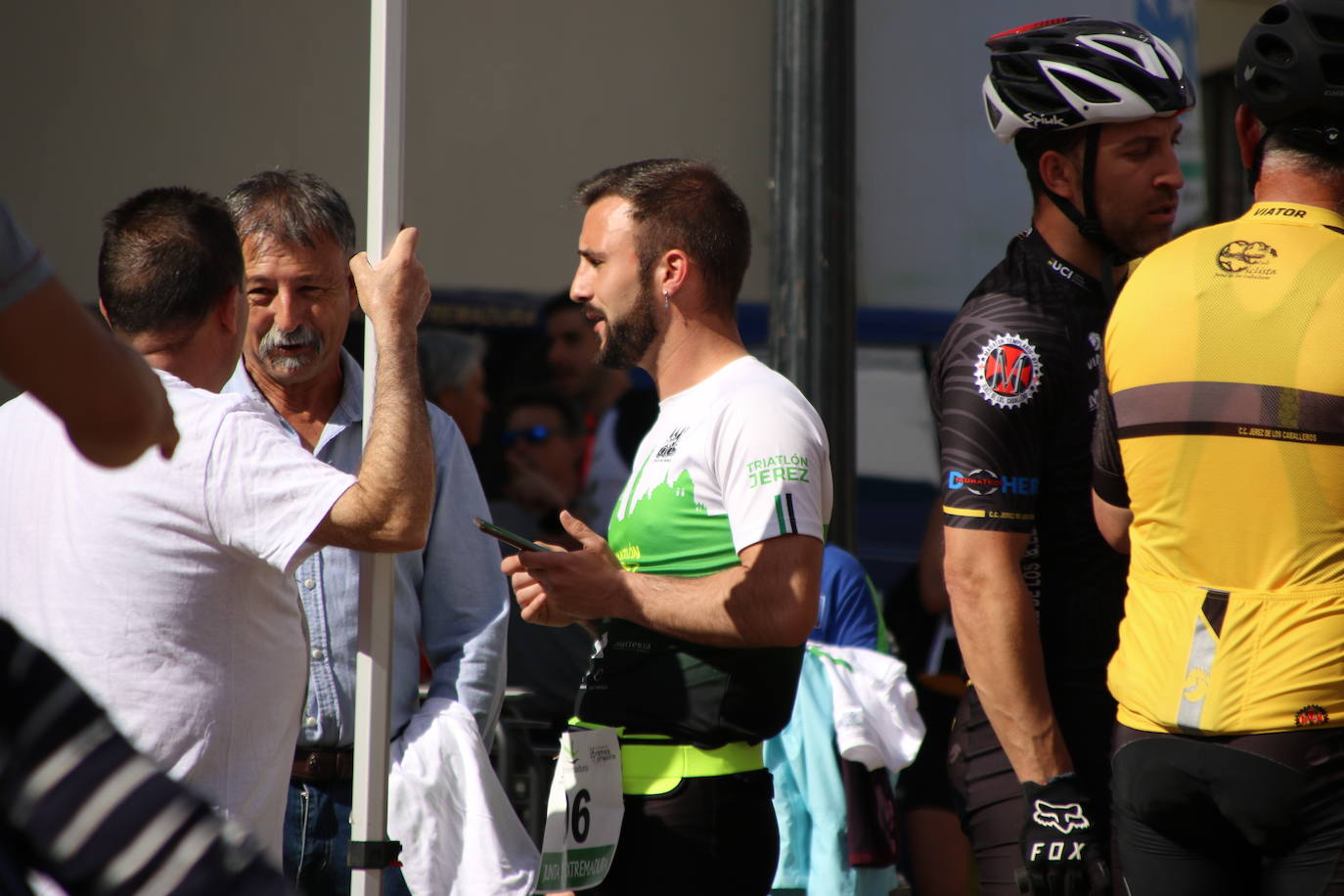 Fotos: Bruno Paixão y Anabel Benítez, vencedores de la XXIII Carrera Popular de Jerez de los Caballeros