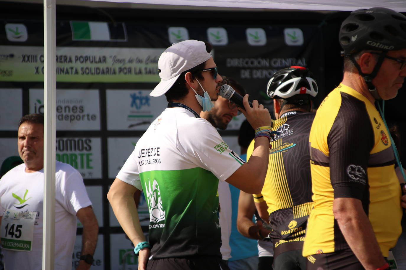 Fotos: Bruno Paixão y Anabel Benítez, vencedores de la XXIII Carrera Popular de Jerez de los Caballeros
