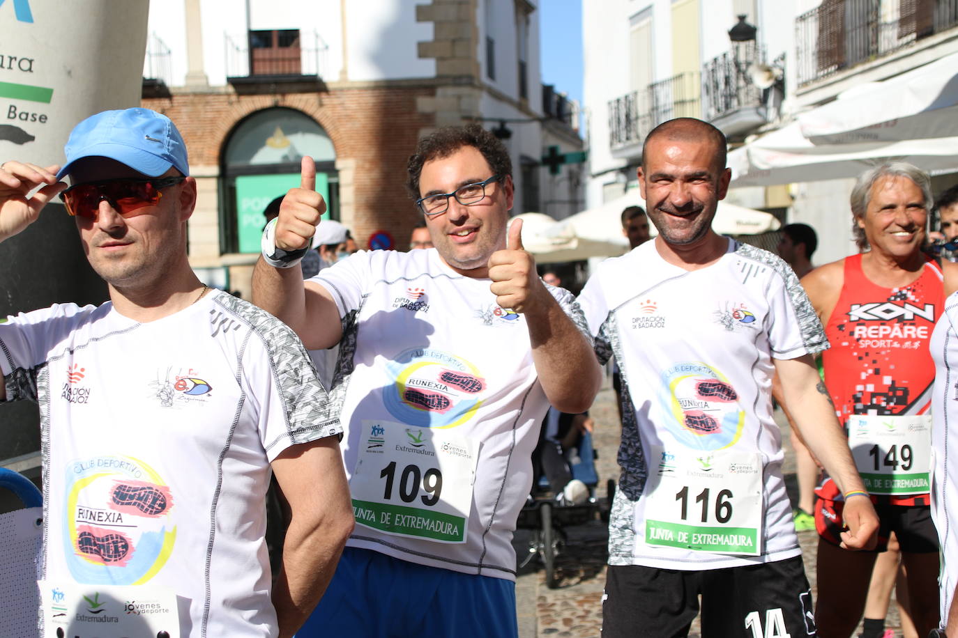 Fotos: Bruno Paixão y Anabel Benítez, vencedores de la XXIII Carrera Popular de Jerez de los Caballeros