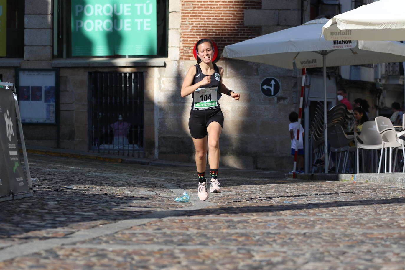 Fotos: Bruno Paixão y Anabel Benítez, vencedores de la XXIII Carrera Popular de Jerez de los Caballeros