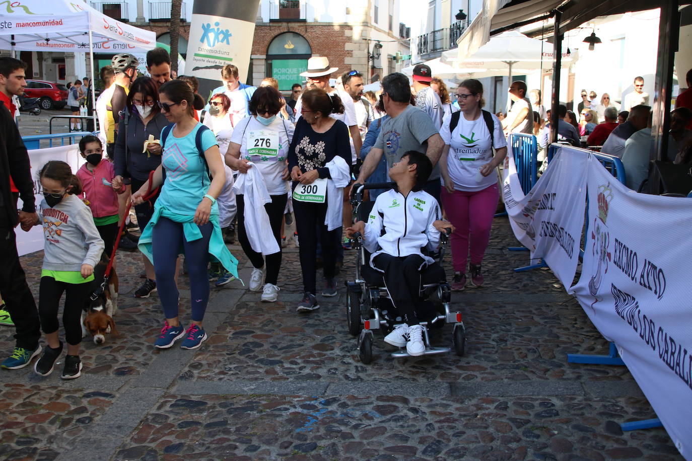 Fotos: Bruno Paixão y Anabel Benítez, vencedores de la XXIII Carrera Popular de Jerez de los Caballeros
