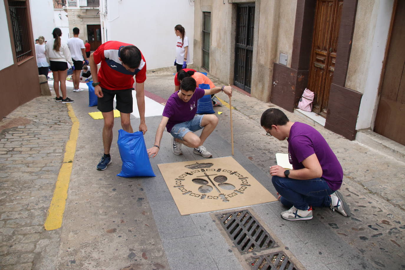 Fotos: Las alfombras de sal vuelven a engalanar las calles de Jerez para celebrar el Corpus Christi