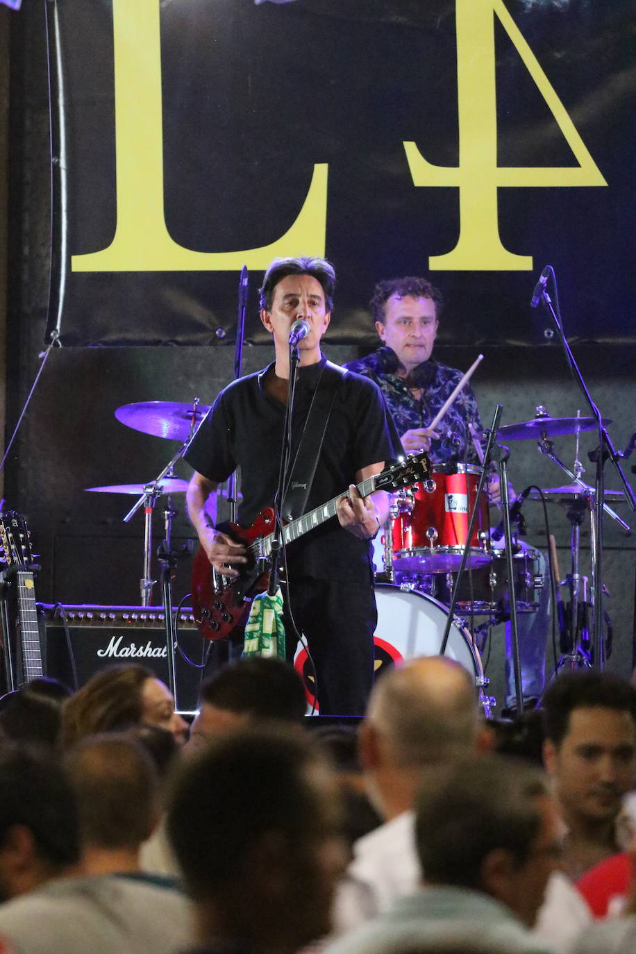 Fotos: La «velá» del barrio de Santa Catalina continúa este sábado con más música y animación