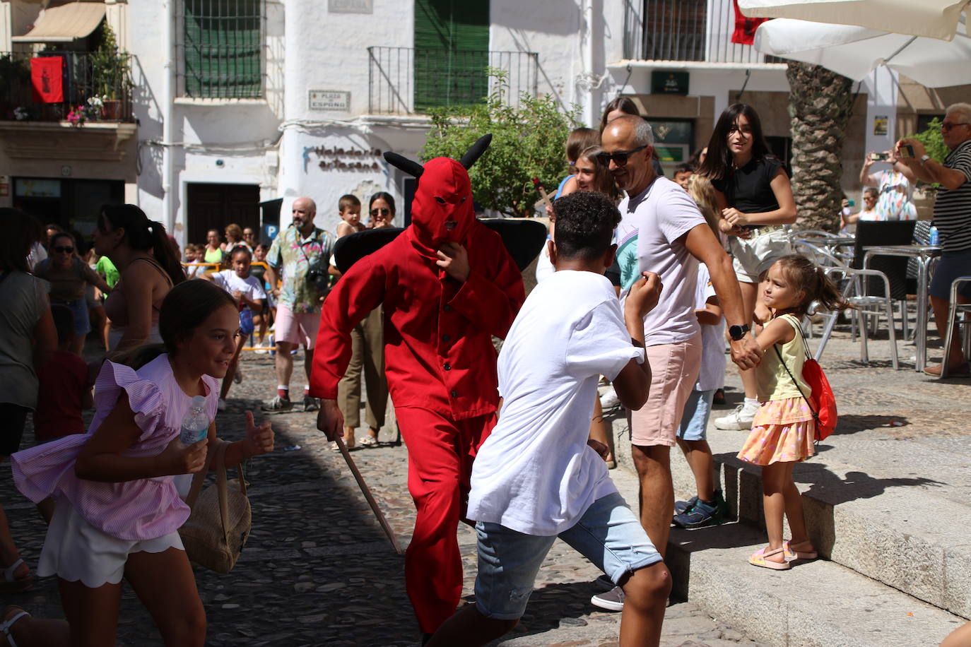Fotos: Jerez de los Caballeros celebra con júbilo su tradicional &#039;Salida del diablo&#039;