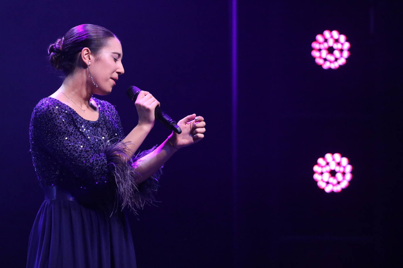 Fotos: Ana Nina, ganadora del Festival de la Canción de Extremadura 2022
