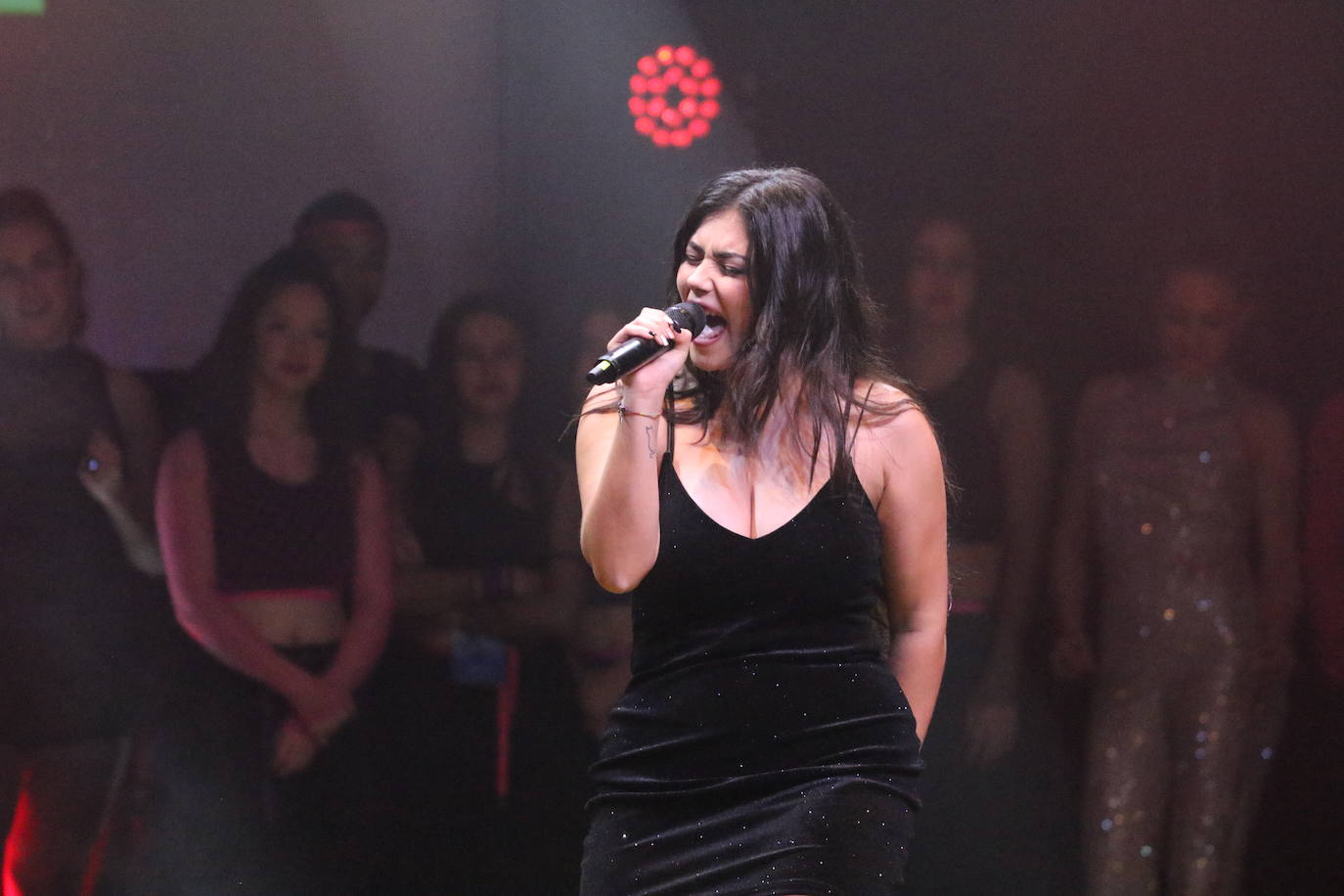 Fotos: Ana Nina, ganadora del Festival de la Canción de Extremadura 2022