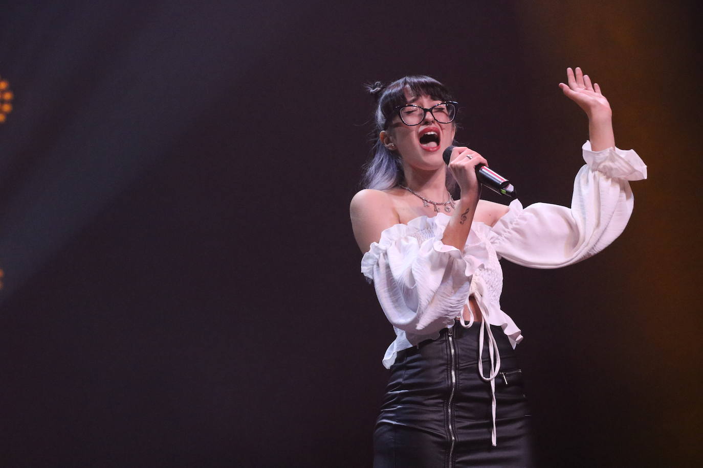 Fotos: Ana Nina, ganadora del Festival de la Canción de Extremadura 2022