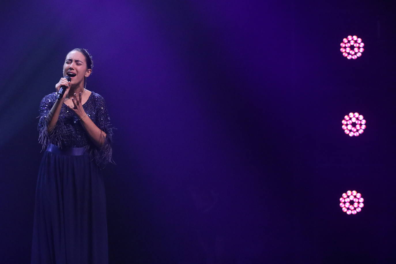 Fotos: Ana Nina, ganadora del Festival de la Canción de Extremadura 2022