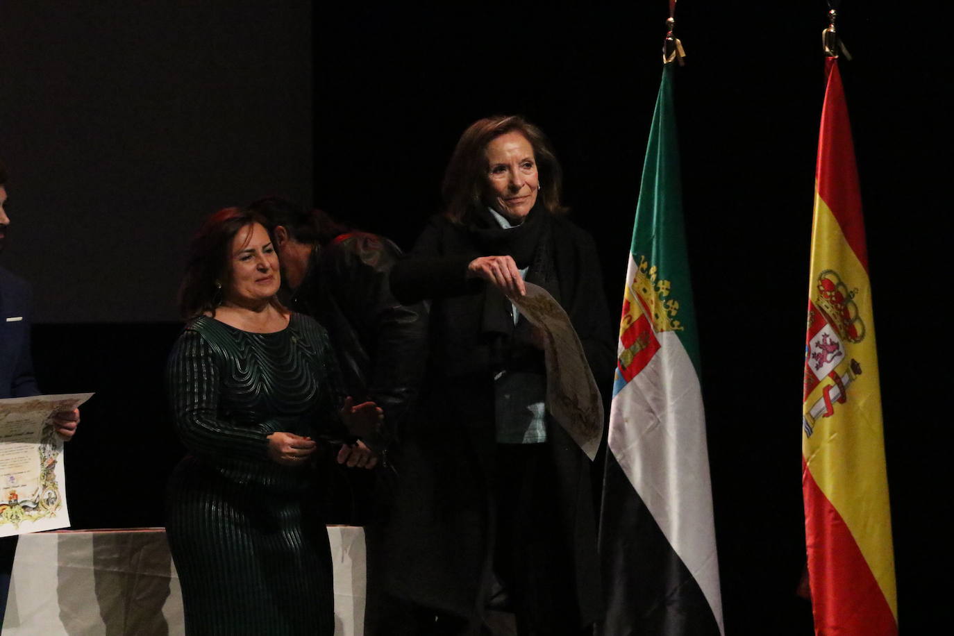 Fotos: Jerez conmemora los 40 años de ayuntamientos democráticos con un homenaje a las mujeres y hombres que han formado parte de la Corporación Municipal