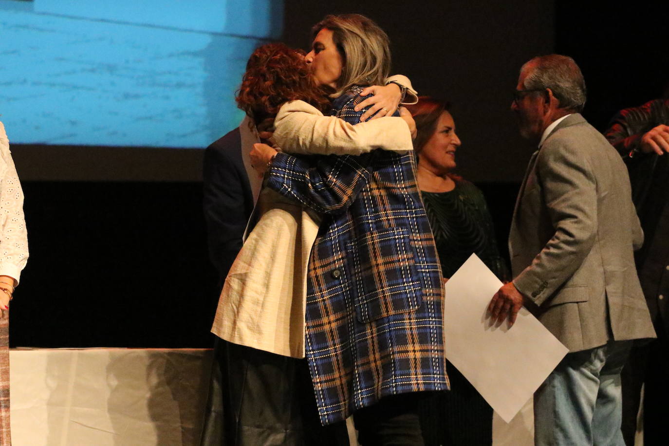 Fotos: Jerez conmemora los 40 años de ayuntamientos democráticos con un homenaje a las mujeres y hombres que han formado parte de la Corporación Municipal