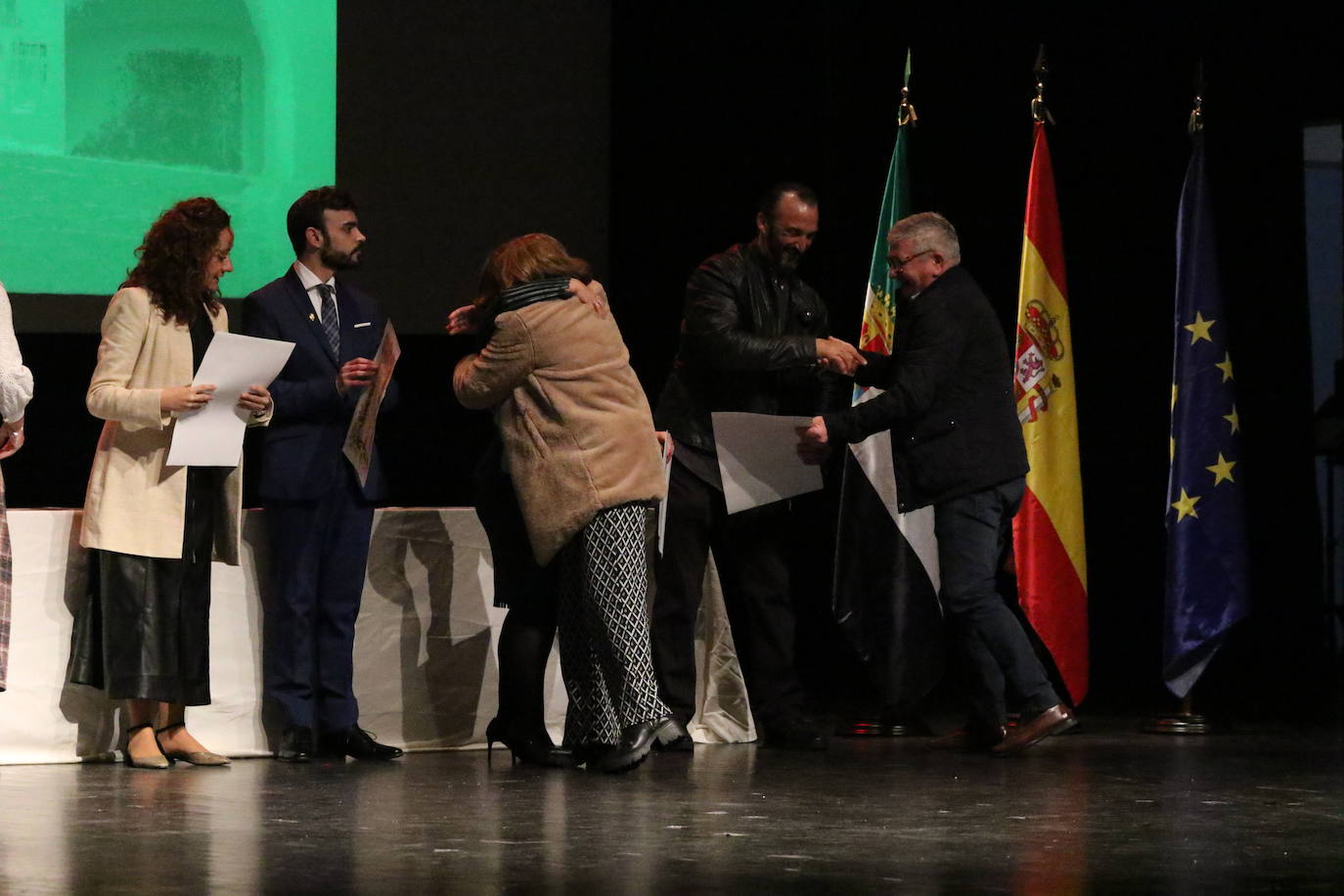 Fotos: Jerez conmemora los 40 años de ayuntamientos democráticos con un homenaje a las mujeres y hombres que han formado parte de la Corporación Municipal