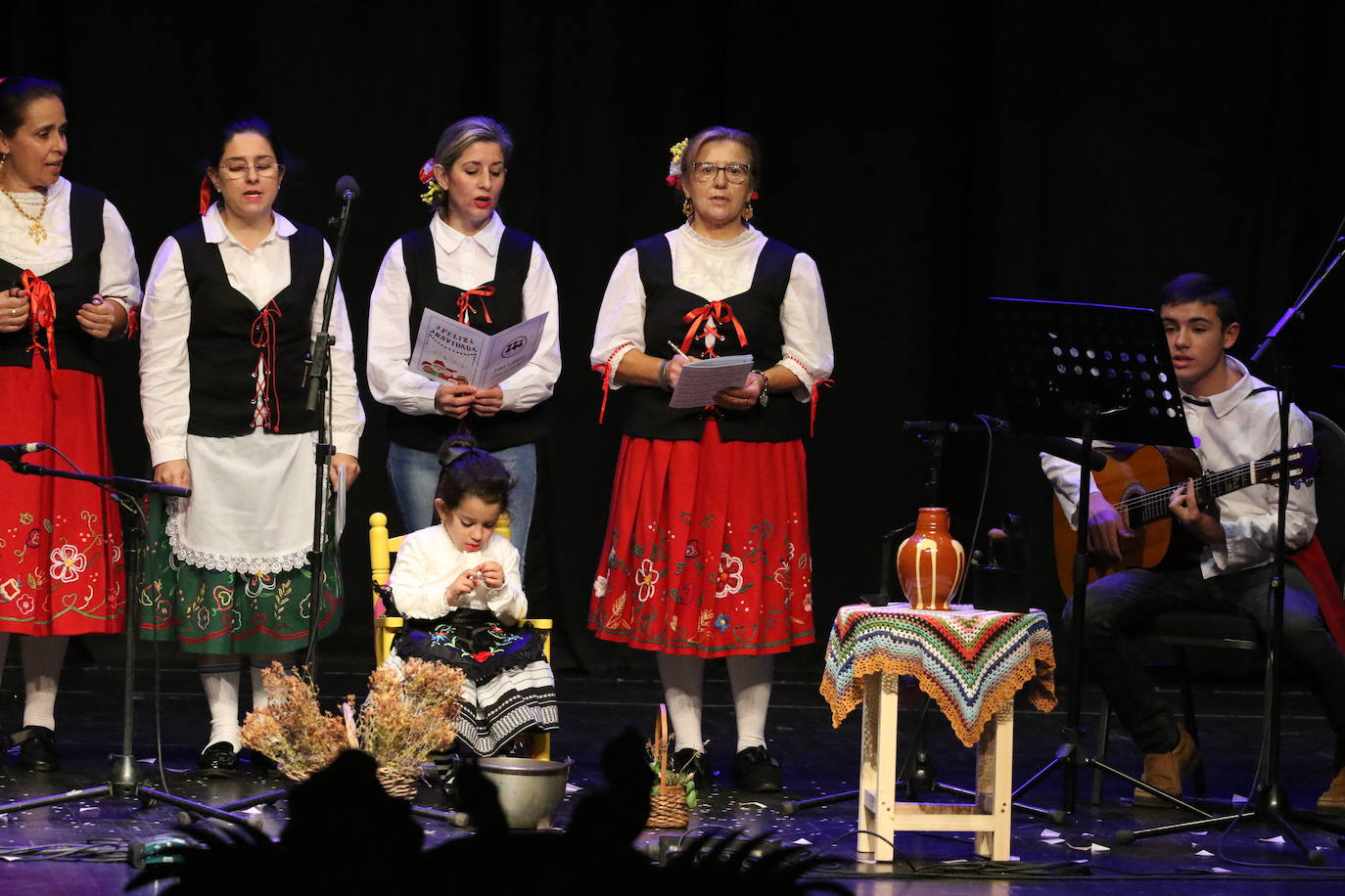 Fotos: Jerez de los Caballeros celebra una nueva edición de su tradicional &#039;Certamen de Villancicos&#039;