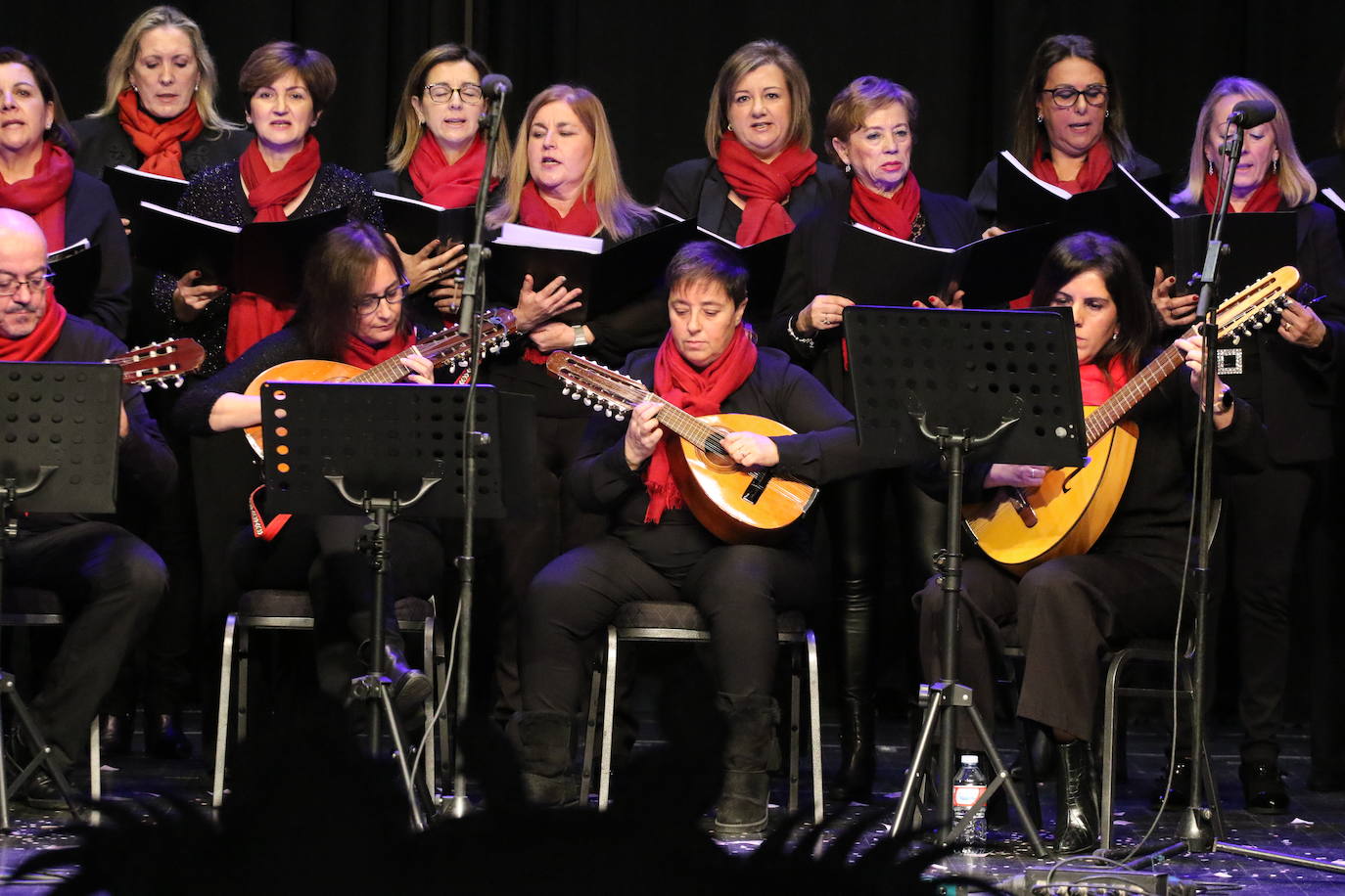 Fotos: Jerez de los Caballeros celebra una nueva edición de su tradicional &#039;Certamen de Villancicos&#039;