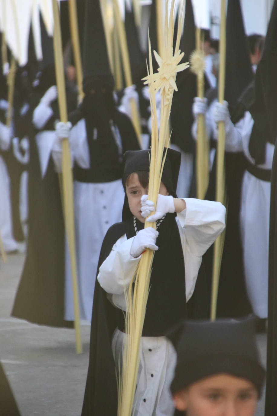 Jerez de los Caballeros inicia su Semana Santa con un pletórico Domingo de Ramos