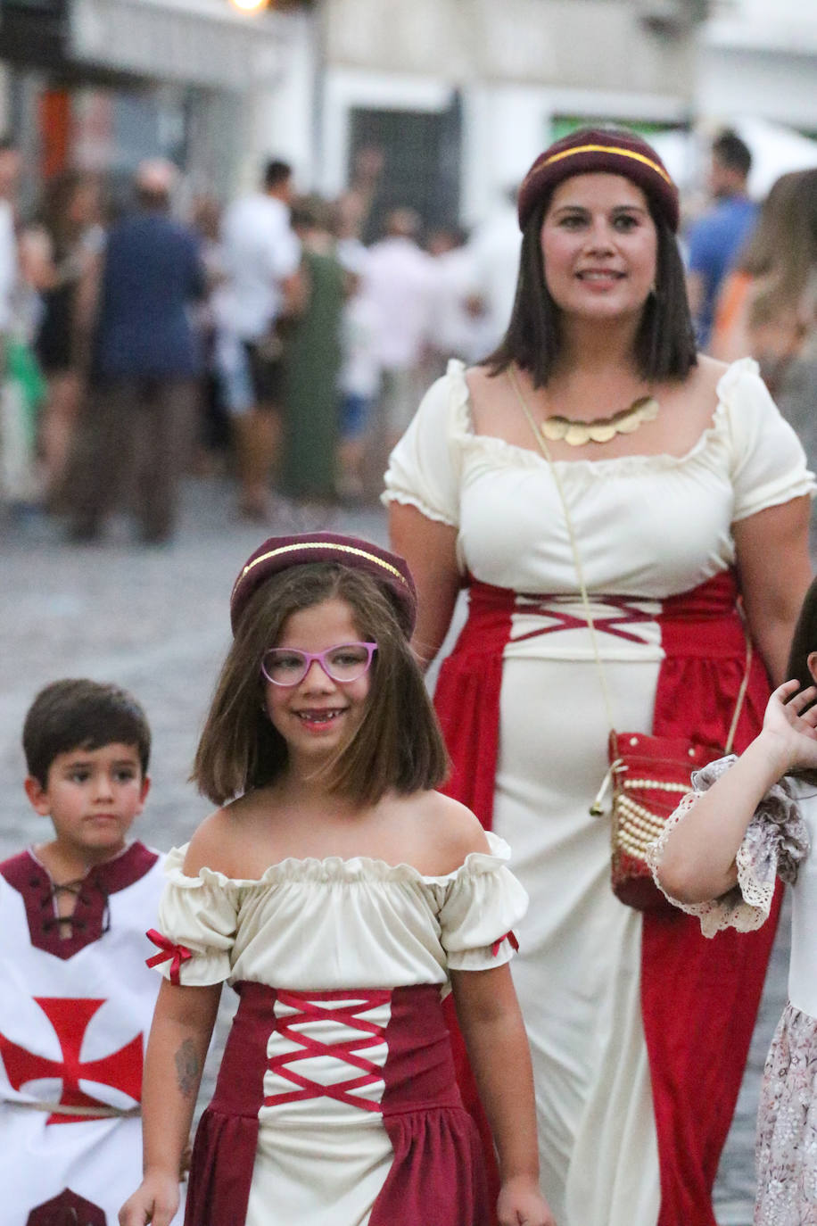 Desfile inaugural del XX Festival Templario de Jerez de los Caballeros, en imágenes