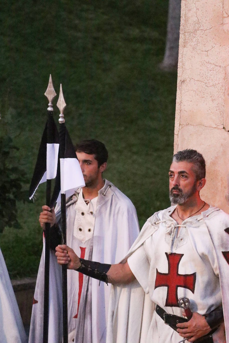 Desfile inaugural del XX Festival Templario de Jerez de los Caballeros, en imágenes