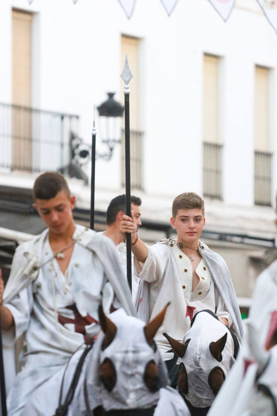 Desfile inaugural del XX Festival Templario de Jerez de los Caballeros, en imágenes