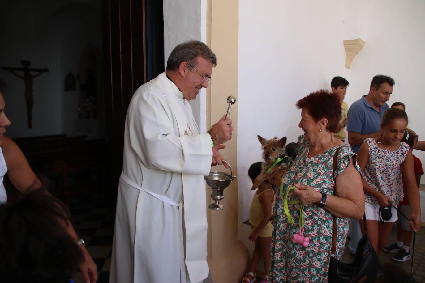 La ermita de San Roque acoge la tradicional bendición de animales