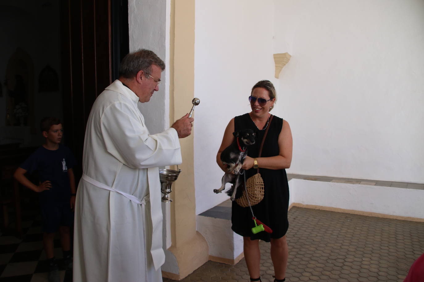 La ermita de San Roque acoge la tradicional bendición de animales
