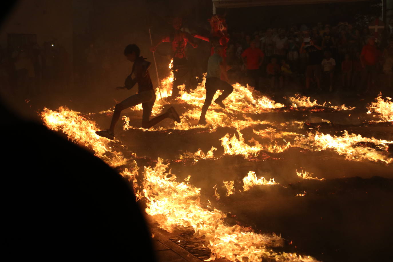 La «Quema del rabo del diablo», en imágenes