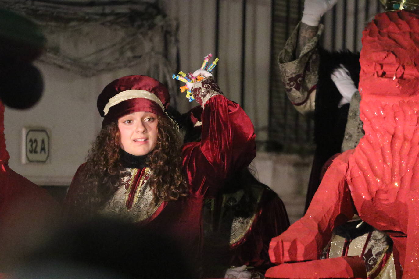 Fotos: La cabalgata de Reyes Magos inunda de ilusión y magia las calles de Jerez