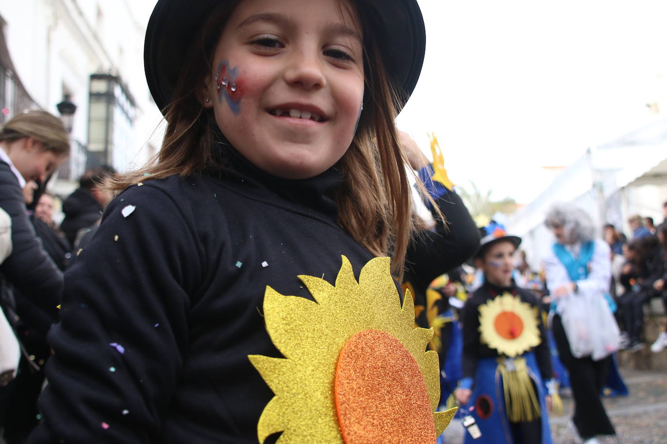 Fotos: Arranca el Carnaval en Jerez de los Caballeros con el desfile de los centros educativos