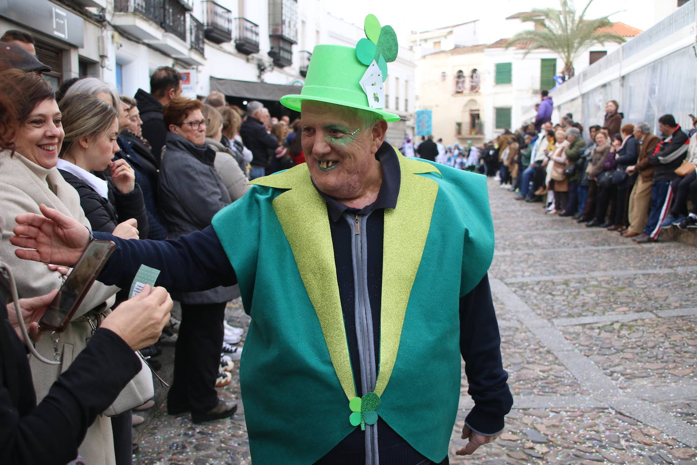 Fotos: Arranca el Carnaval en Jerez de los Caballeros con el desfile de los centros educativos