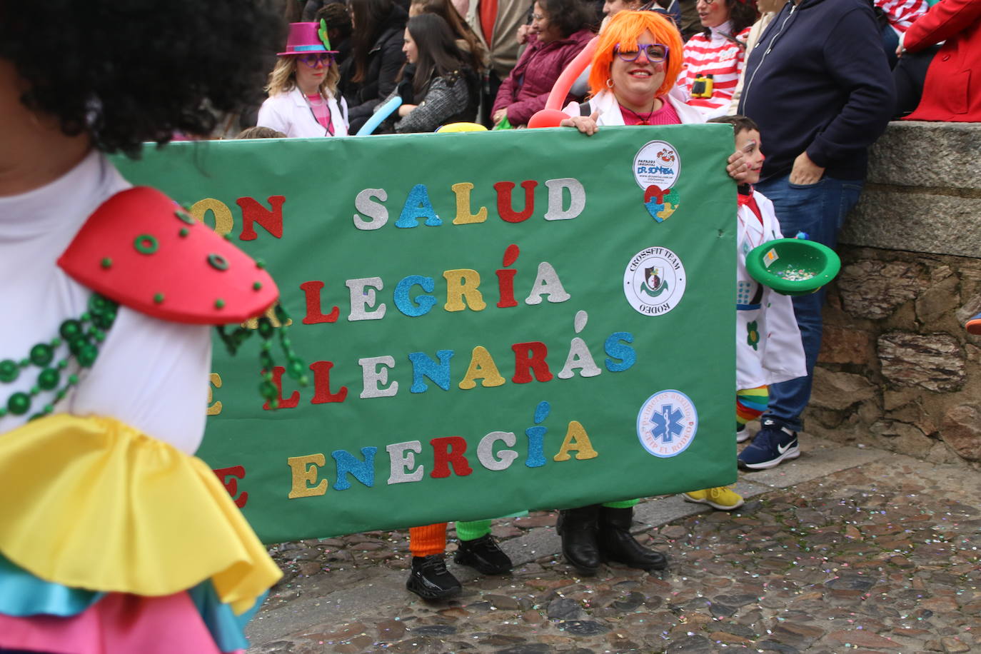 Fotos: Arranca el Carnaval en Jerez de los Caballeros con el desfile de los centros educativos