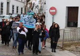 El Entierro de la Sardina pone el broche a la celebración del Carnaval jerezano