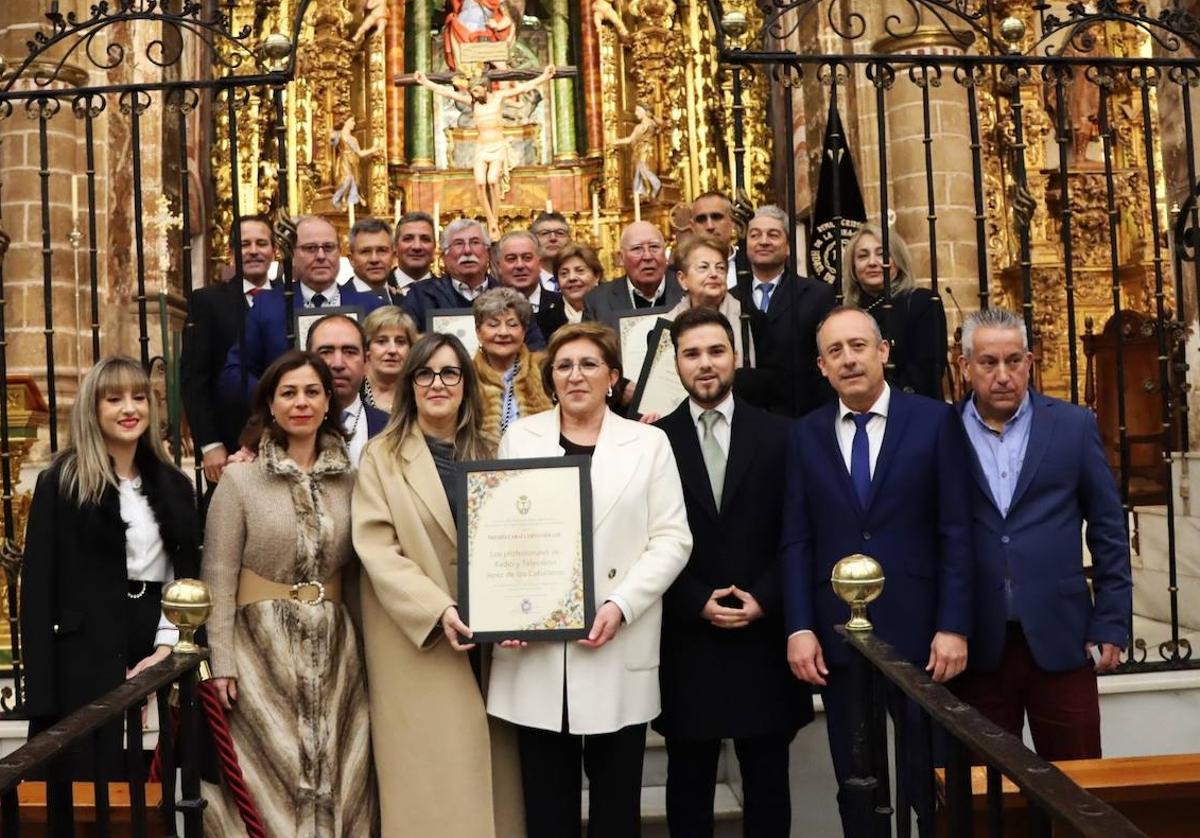 Entregados los premios «Cruz de Guía» y «Caballero Cofrade» 2024