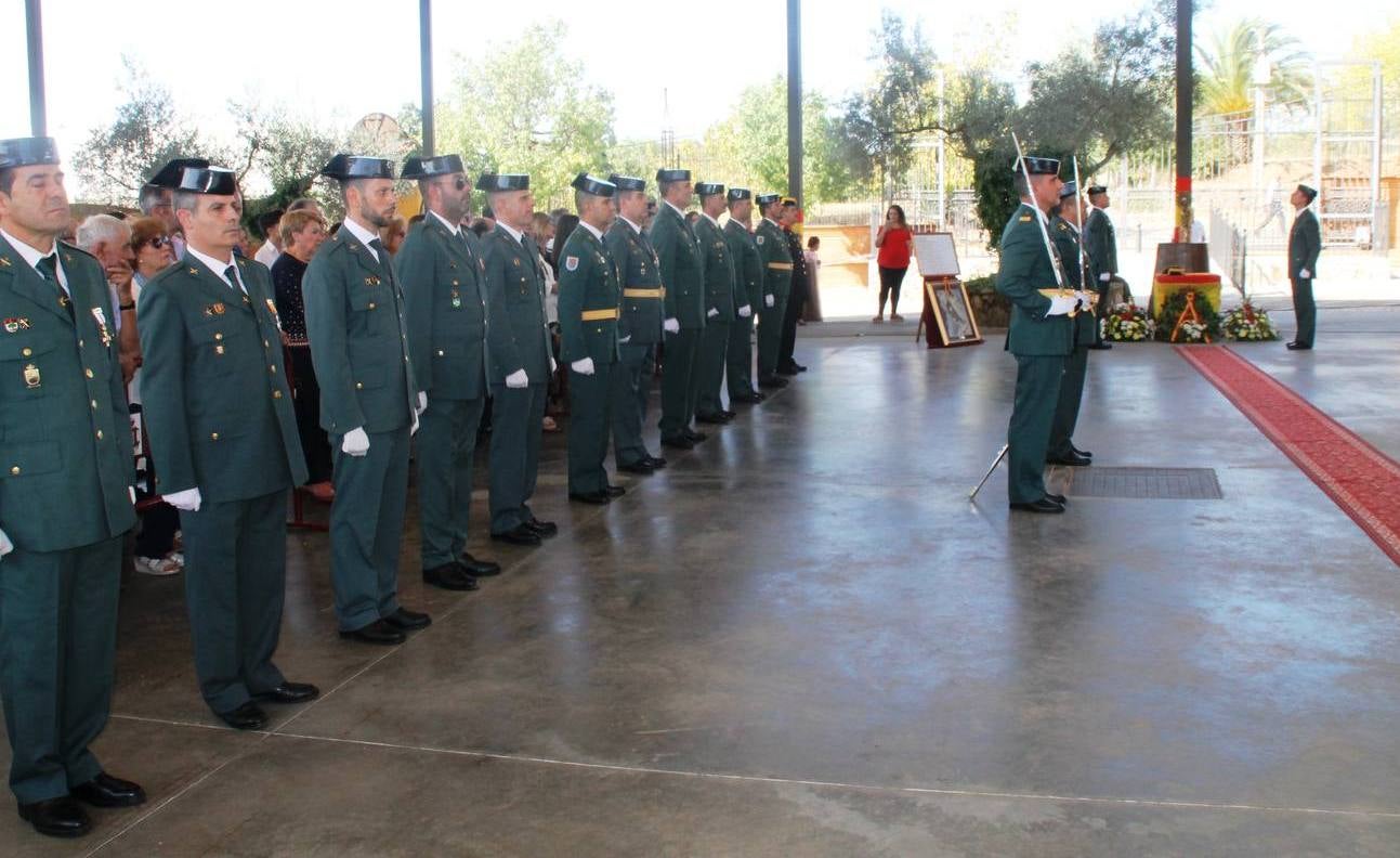 Miembros del Cuerpo de la Guardia Civil durante el acto de homenaje a los caídos.