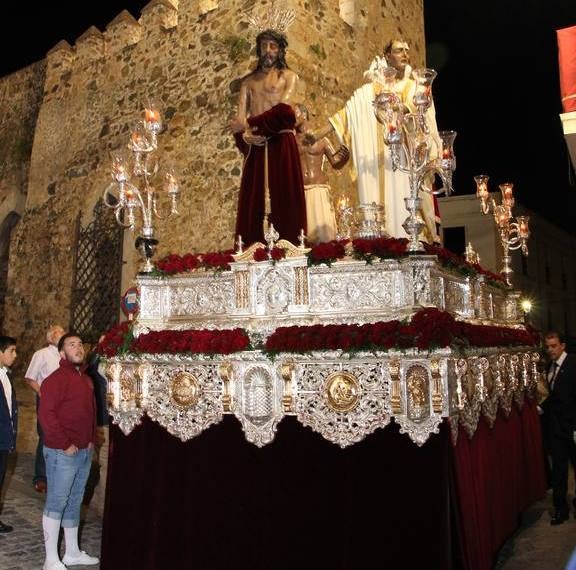Paso del Señor Ecce-Homo junto al Arco de Burgos.