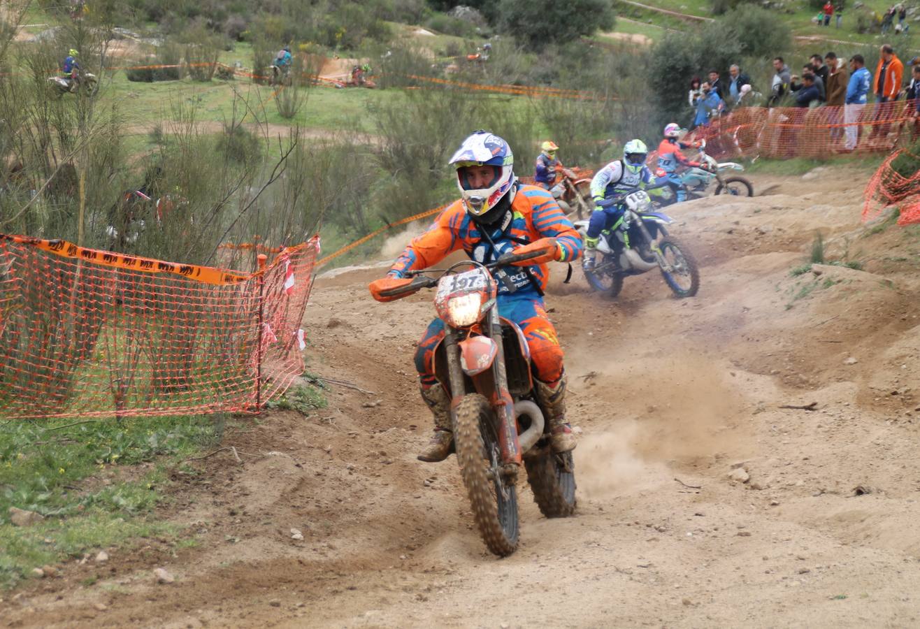El circuito, exigente y muy atractivo, hizo disfrutar a pilotos y público.