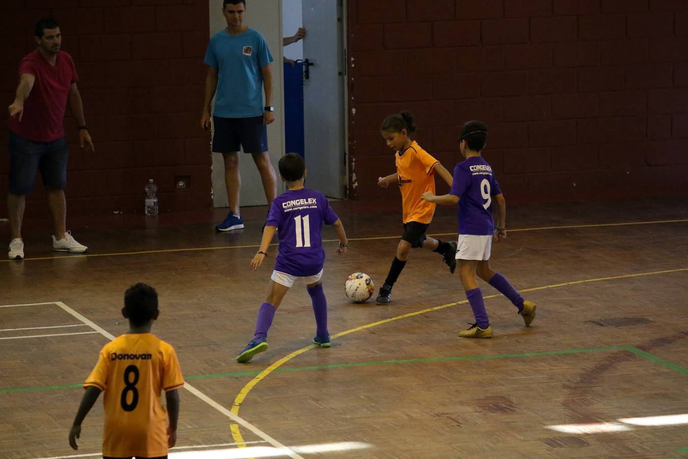 Gran ambiente y participación en el torneo de fútbol sala de categorías inferiores